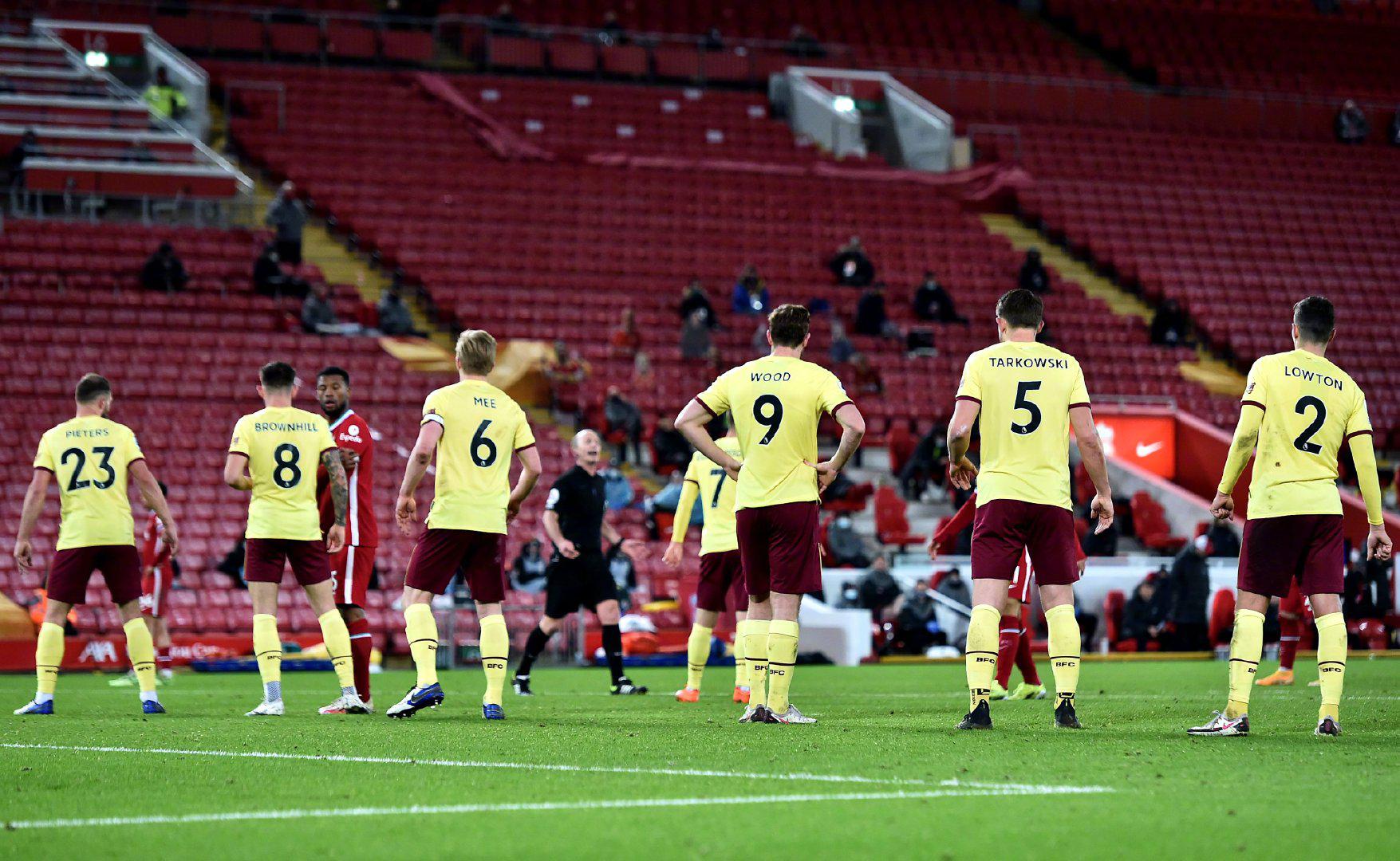 更是广厦新 更是广厦新